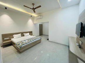 Amritcasmart Hotel